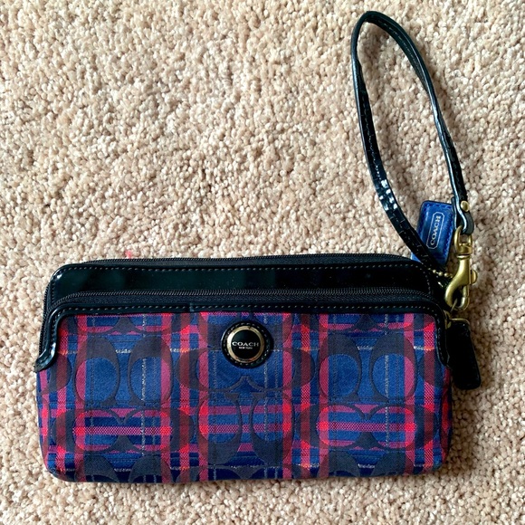Roomy Coach Wristlet/Wallet - Picture 1 of 4